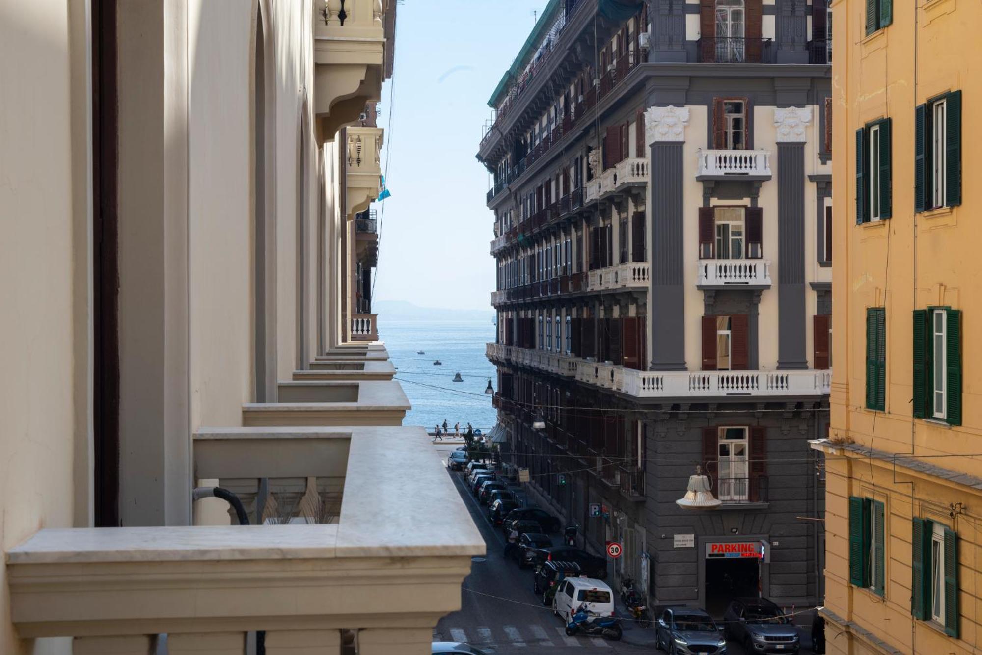 Santa Lucia Maison De Charme Napoli Ngoại thất bức ảnh